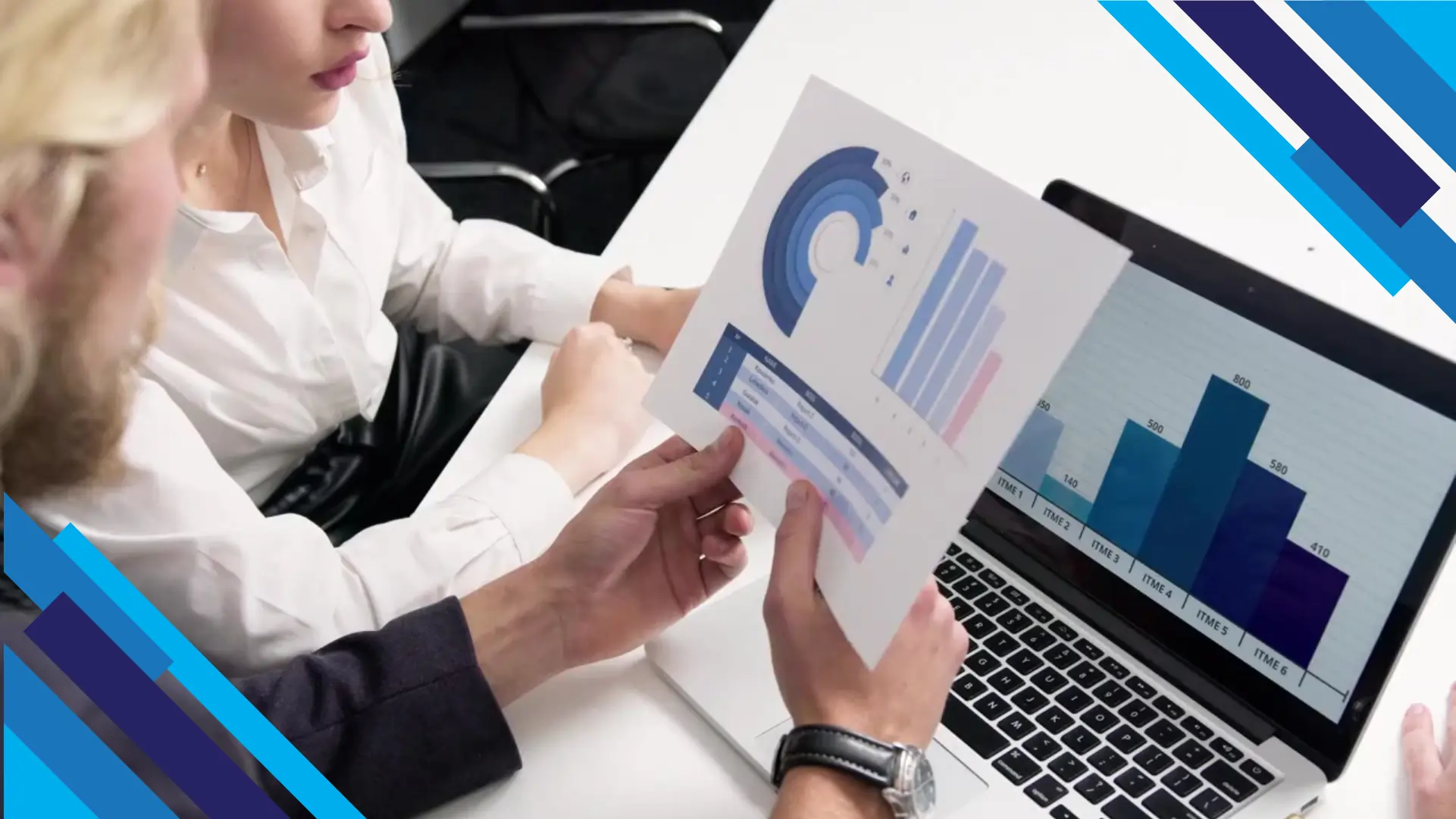 Top 10 KPIs for Omani Marketing Agencies to Monitor